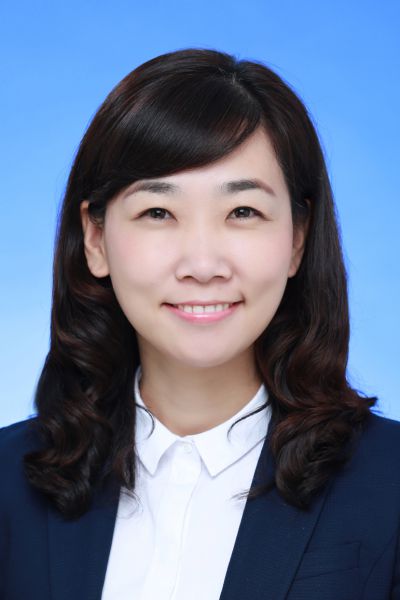 李华,国际学术交流处副处长